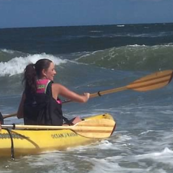 Meet your Posher, Keri - Picture 5 of 8